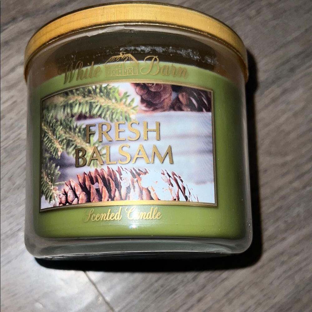 White Barn Fresh Balsam Candle - Green and Gold white barn